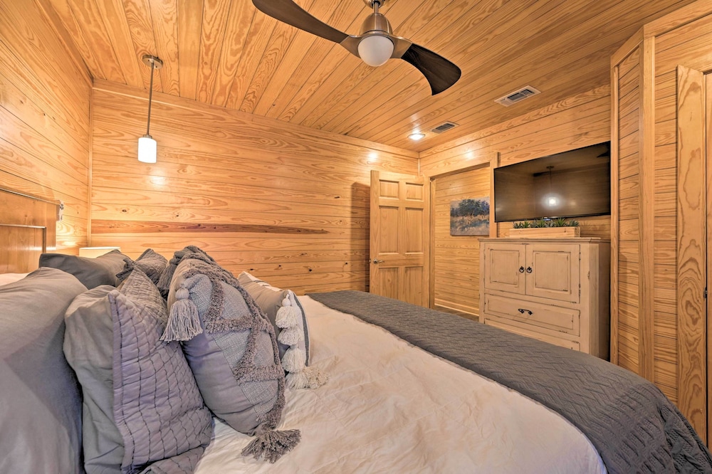 House (2 Bedrooms) photo 1