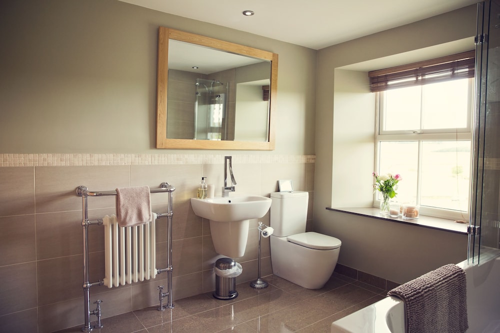 Marsh Marrigold Room photo 2