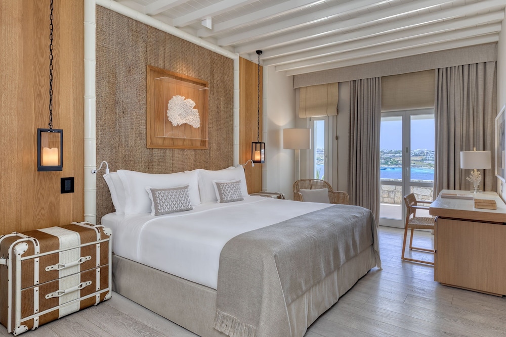 Deluxe Room, Sea View (Balcony) - Photo 5