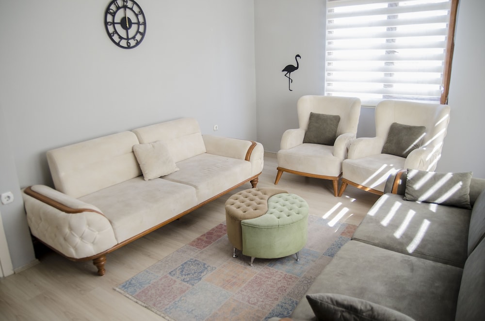 Deluxe Apartment photo 2