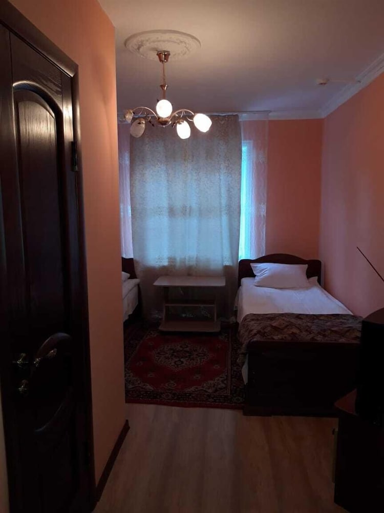 Standard Twin Room photo 2