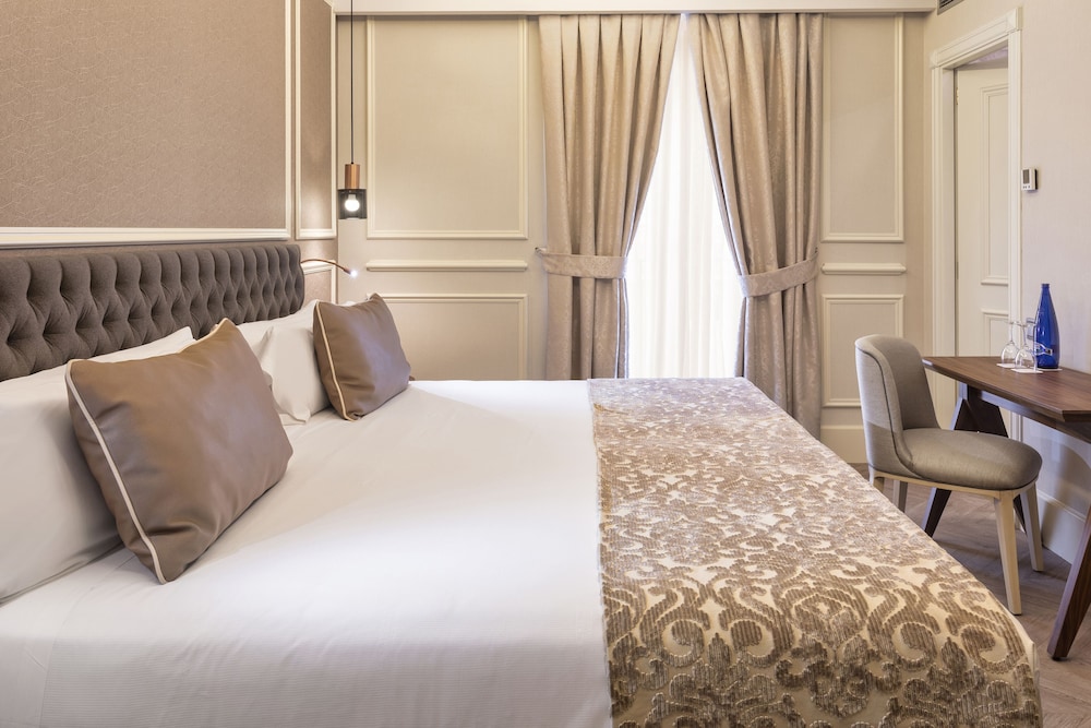 Premium Double Room - Photo 5