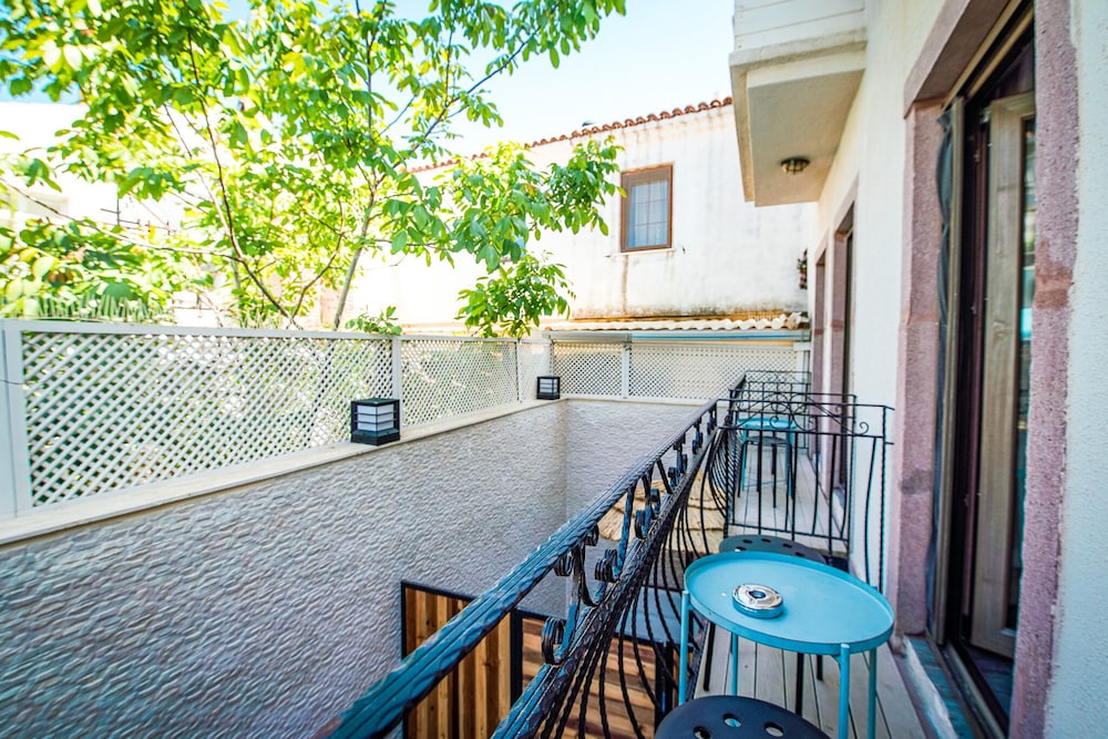 Deluxe Twin Room, Balcony photo 3