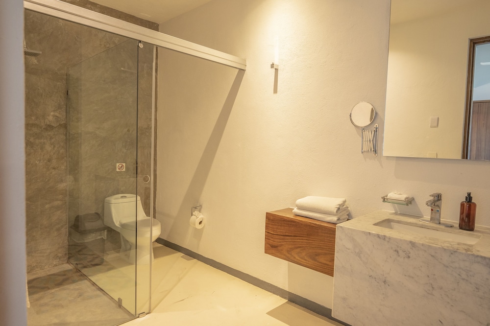 Suite King photo 3