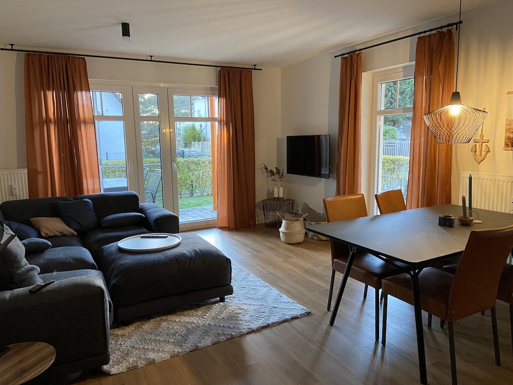 Comfort Apartment, Private Bathroom, Garden View (Bella Casa Baabe)