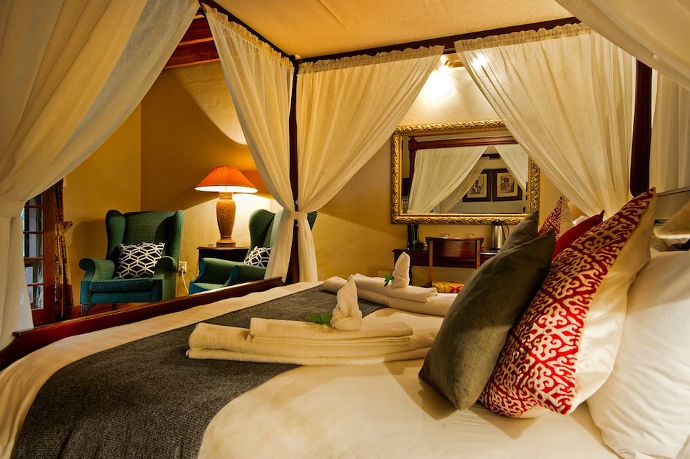Honeymoon Suite - Photo 2