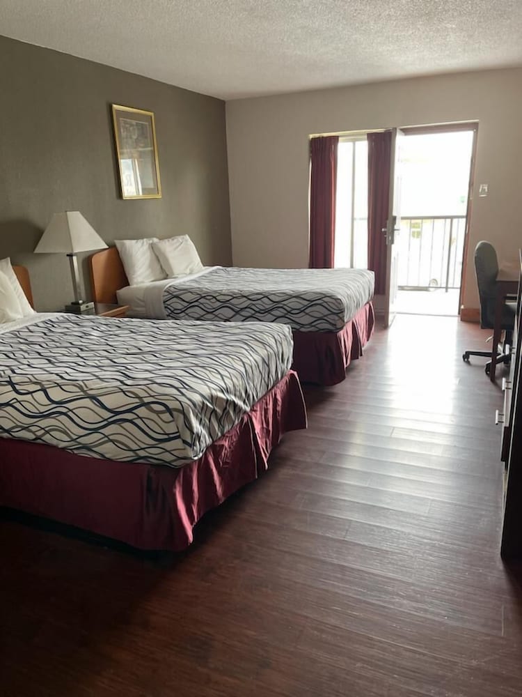 Deluxe Room, 2 Double Beds photo 2