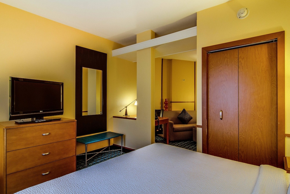 Executive Suite, 1 Bedroom - Photo 3