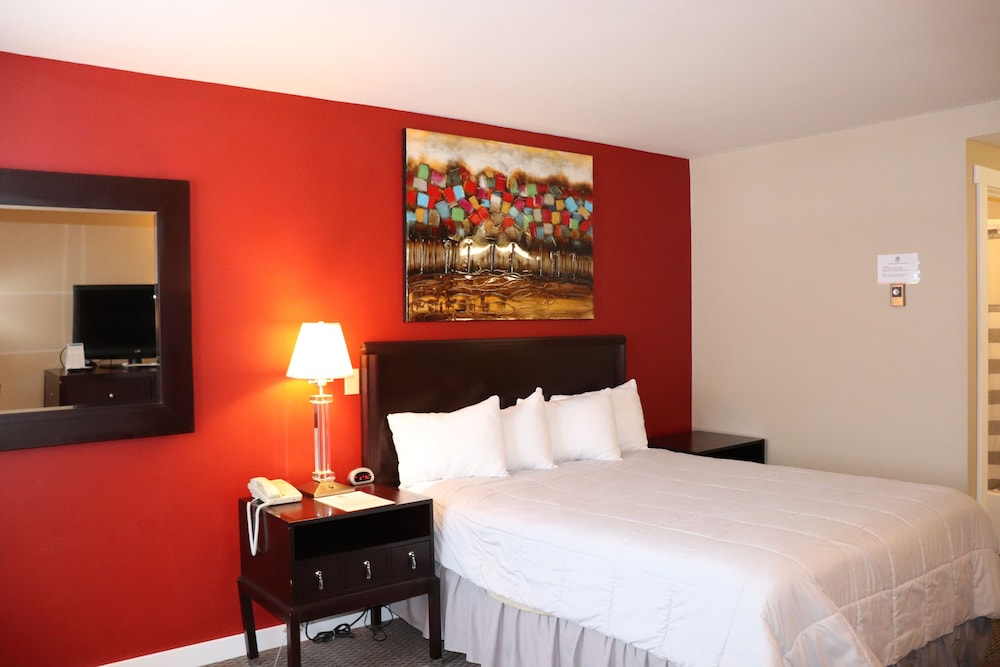 Standard Room, 1 Queen Bed