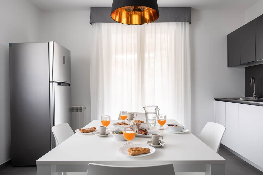 Design Apartment, 2 Bedrooms, Balcony