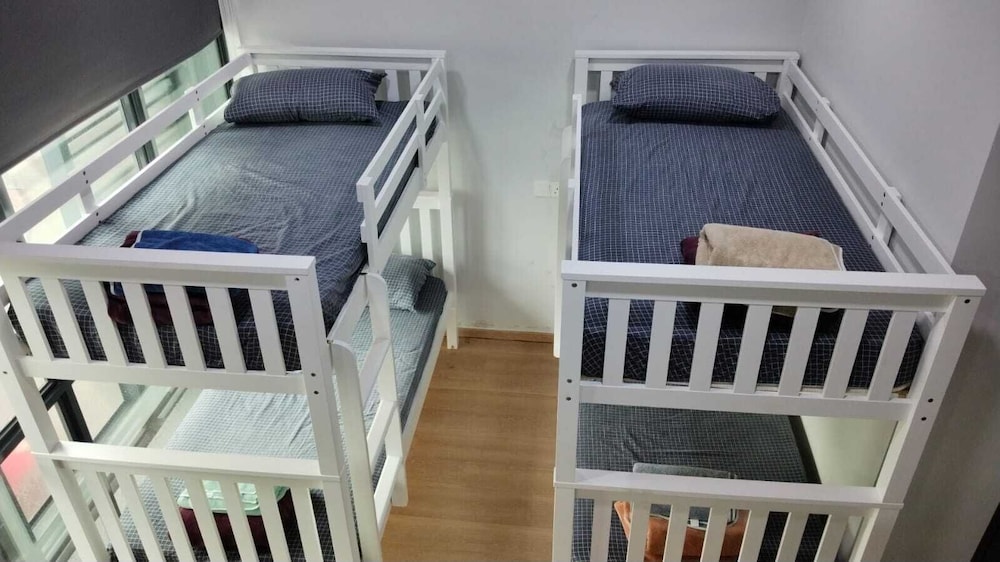 Family Studio Suite, City View photo 2