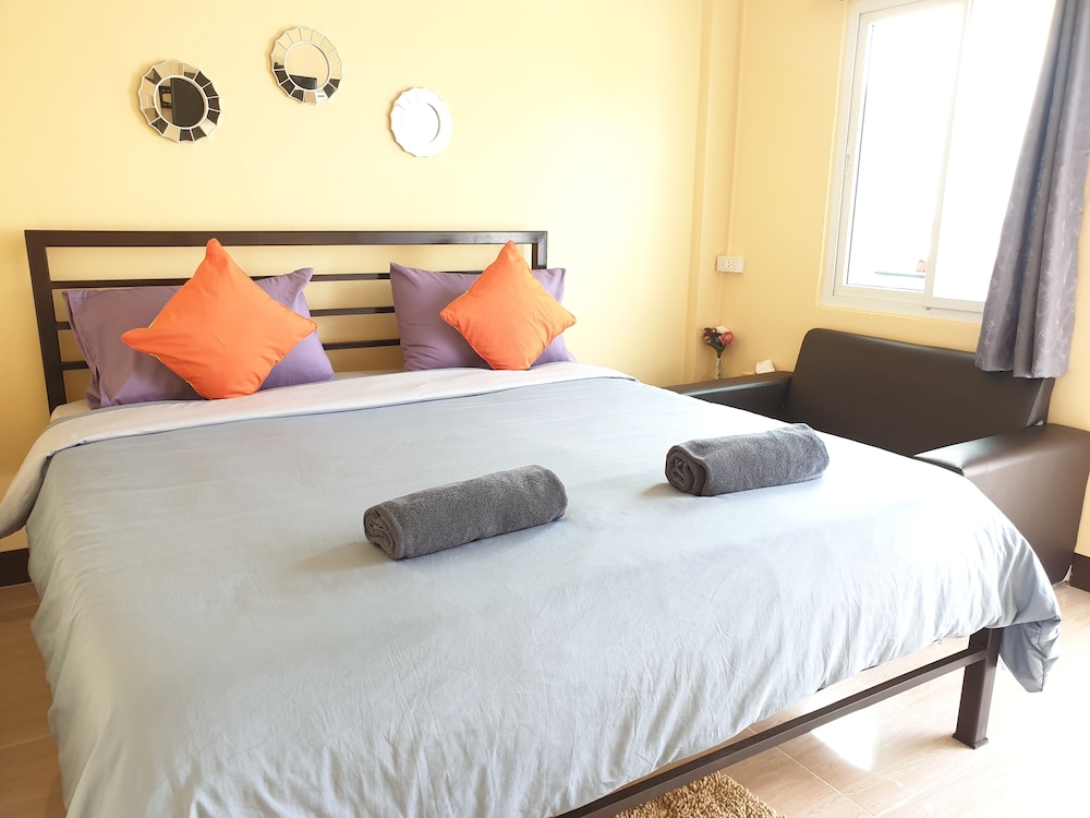 Standard Double Room - Photo 13