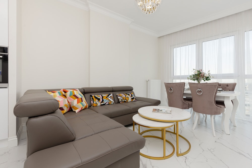 Apartment, 2 Bedrooms, Balcony