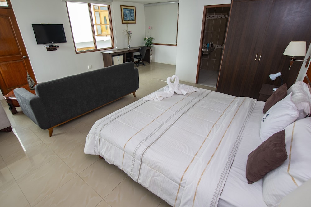 Premium Studio Suite photo 2
