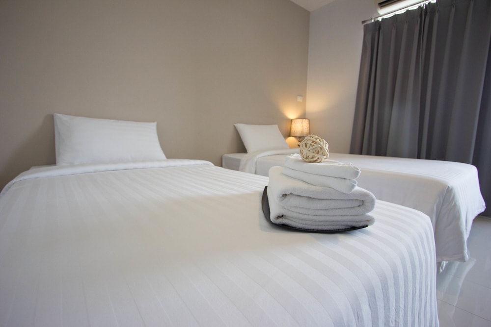 Deluxe Twin Room photo 1