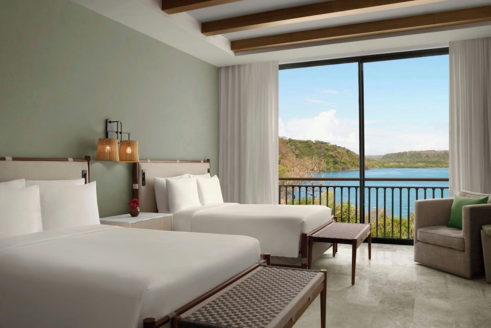 Villa, 3 Bedrooms, Partial Ocean View photo 3