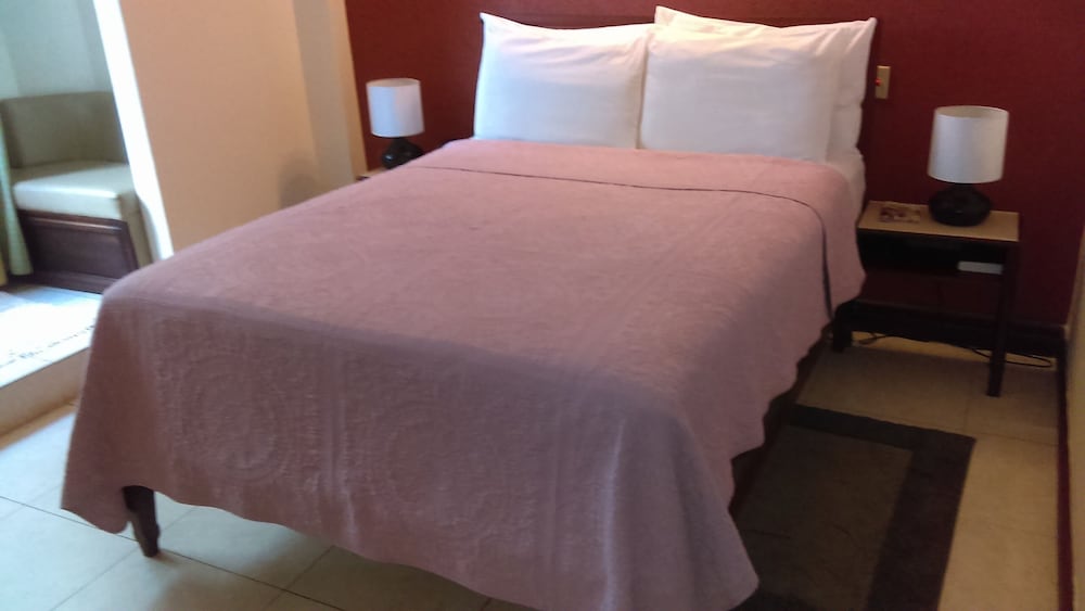 Basic Double or Twin Room photo 1