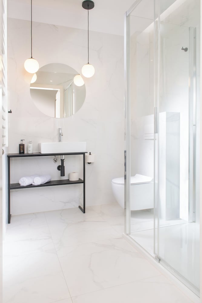 Premium Apartment - Photo 7