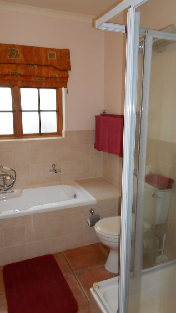 Self Catering apartment 2 guest photo 2