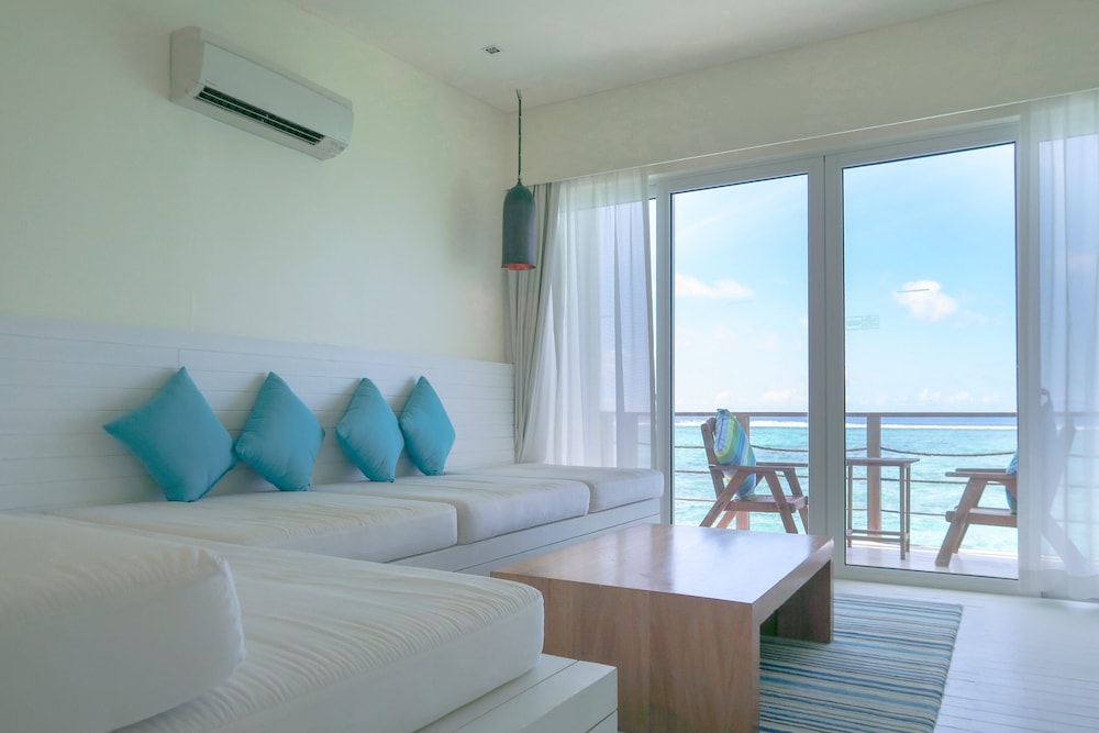 Villa, 1 King Bed, Sea View, Overwater - Photo 2