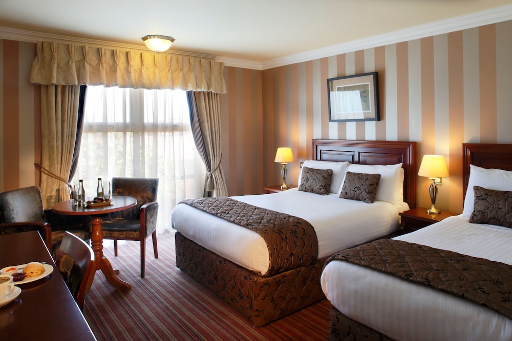 Superior Double or Twin Room - Photo 2