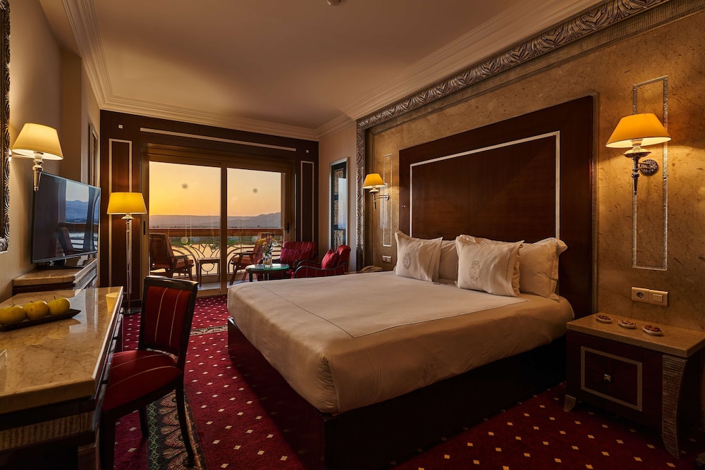 Royal Club Front Nile View Room - Photo 1