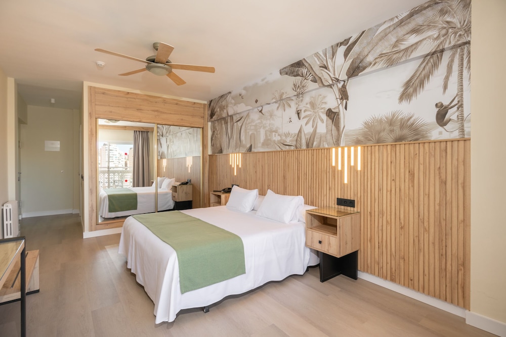 Classic Double Room, Sea View