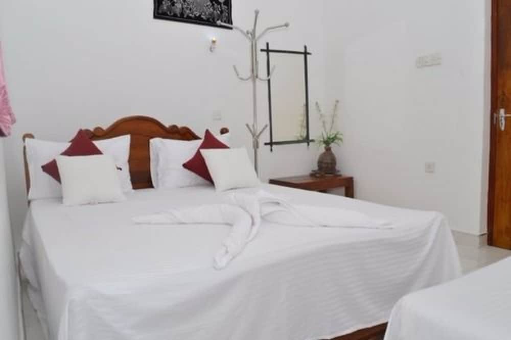 Standard Double Room, 1 Double Bed, Private Bathroom
