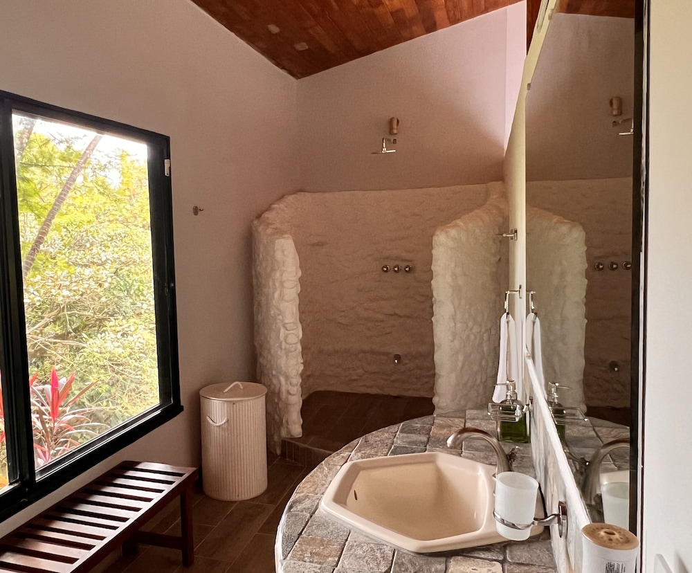 Deluxe Double or Twin Room photo 3