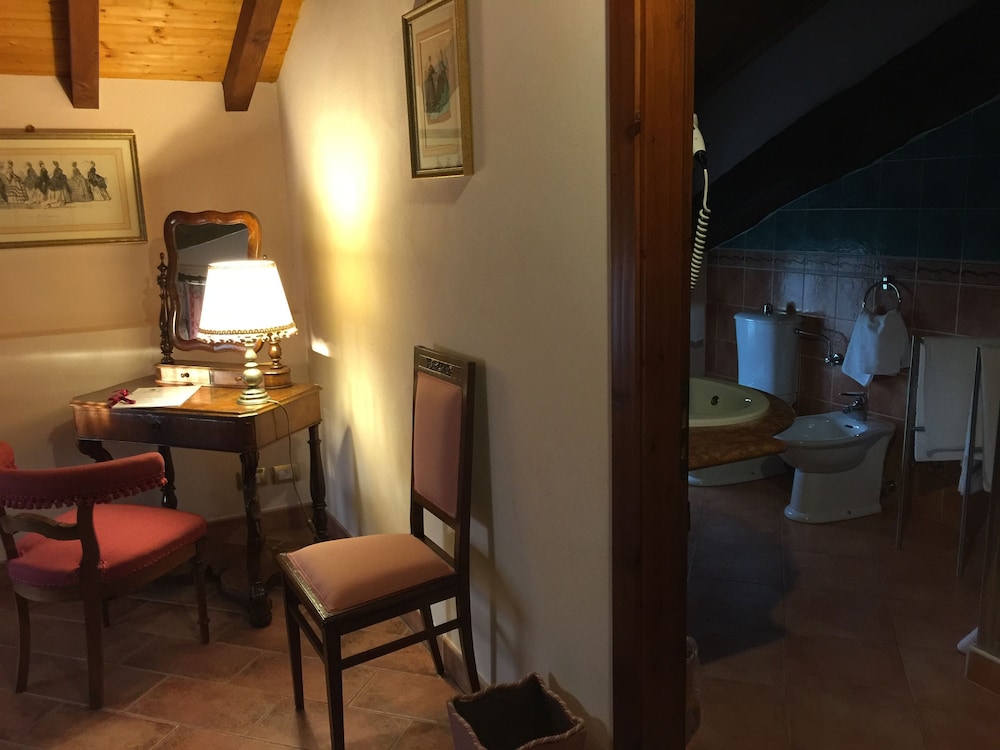 Romantic Double Room, Non Smoking, Garden View photo 1