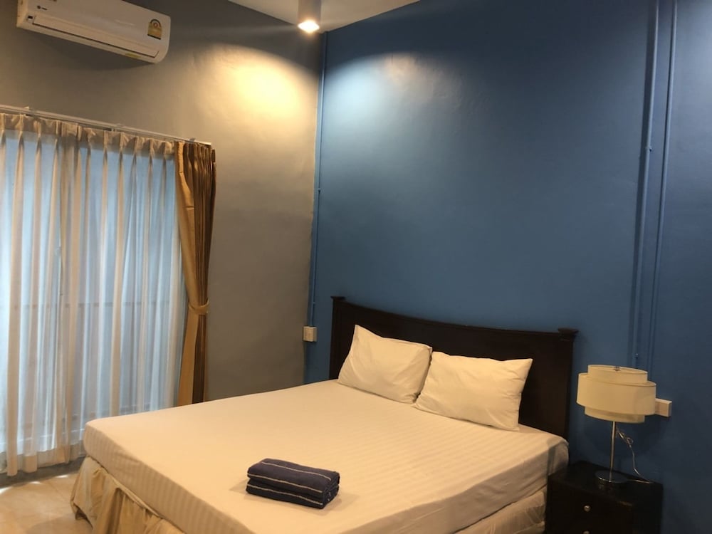 Standard Double Room 4th Floor - No elevator photo 1