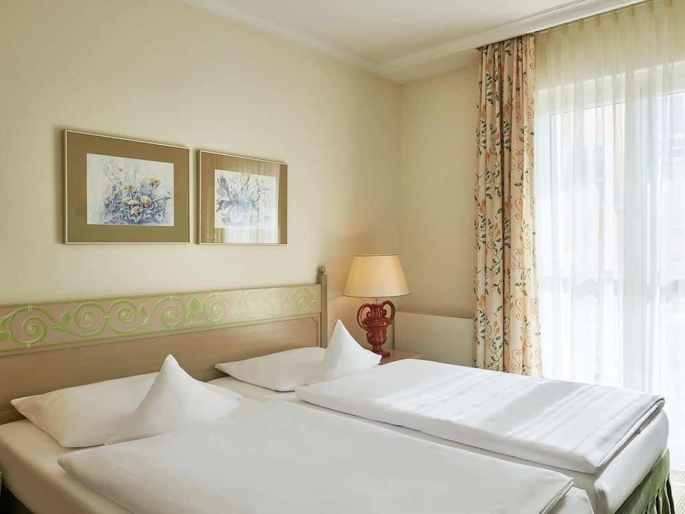 Double Room (Land view without balcony) photo 3