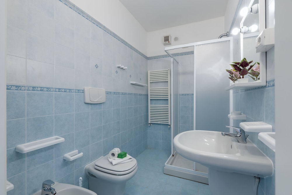 Standard Apartment, 1 Bedroom, Beachside (Porto Letizia Rossini 8)