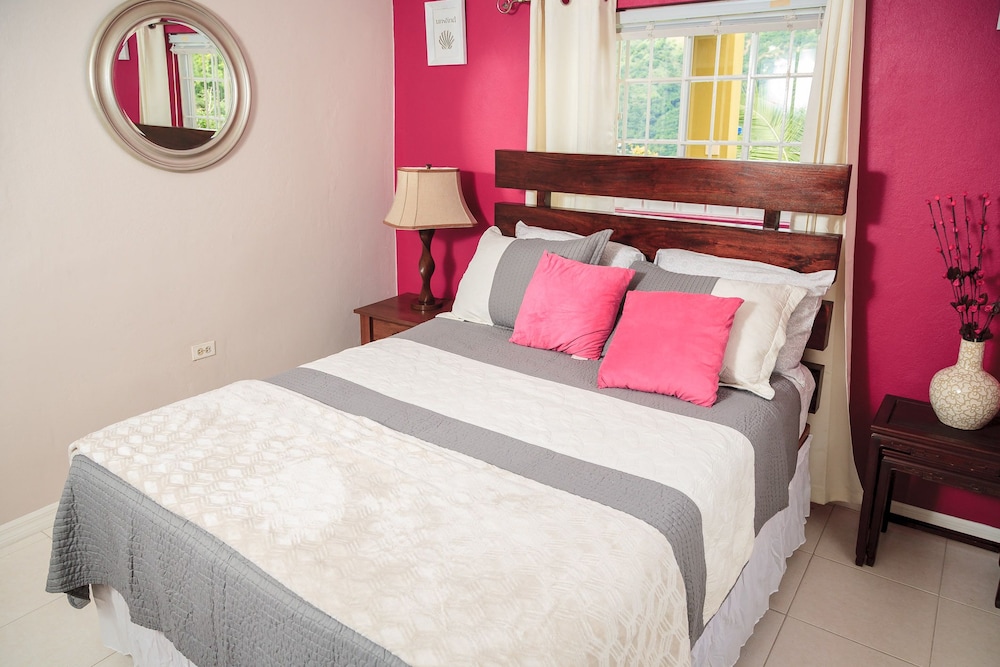 Signature Apartment, 1 Bedroom, Kitchen, City View