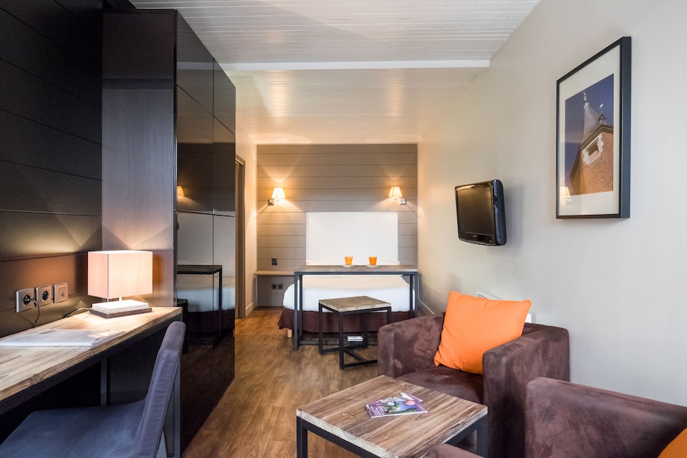 Standard Apartment