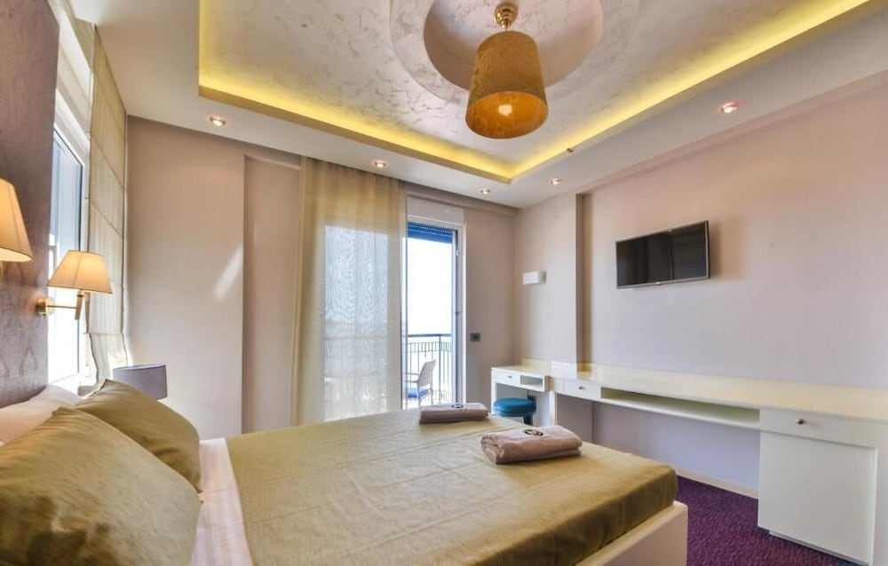 Standard Double Room, 1 Queen Bed, Terrace, Sea View photo 2