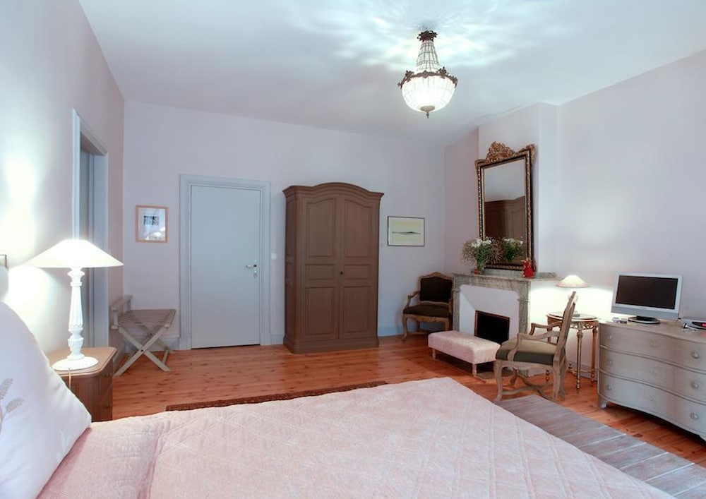 Room Roussillon photo 3