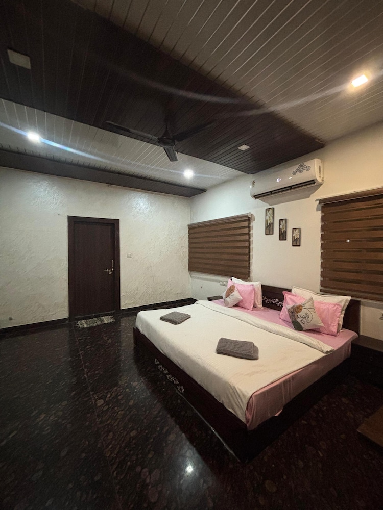 Traditional Room