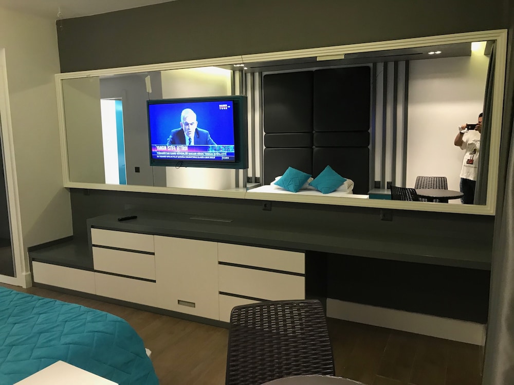 Deluxe Double Room - Photo 1