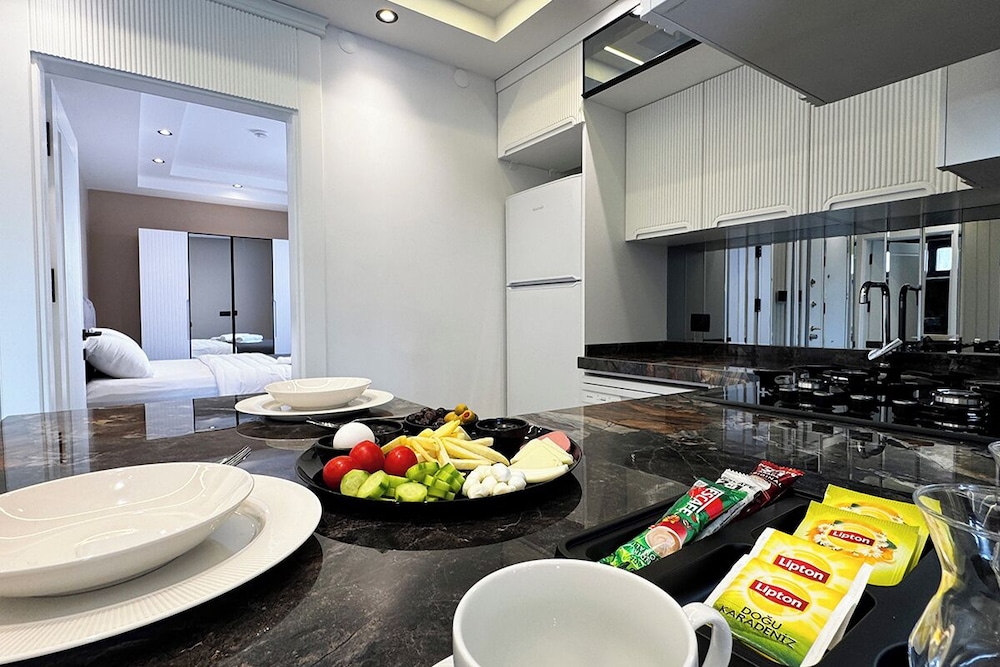Luxury Suite photo 2