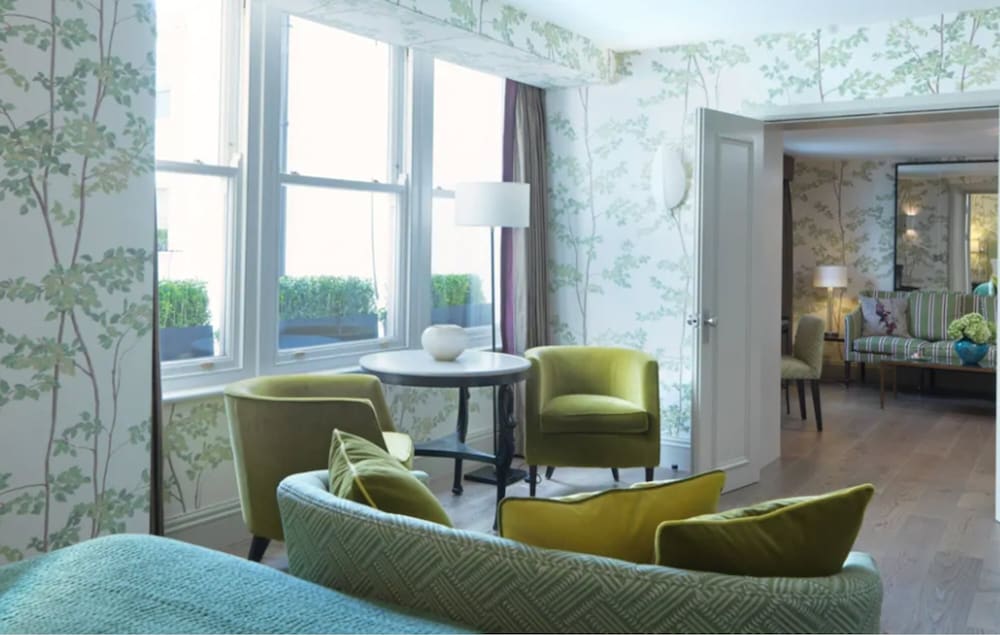 Brown's Suite photo 2