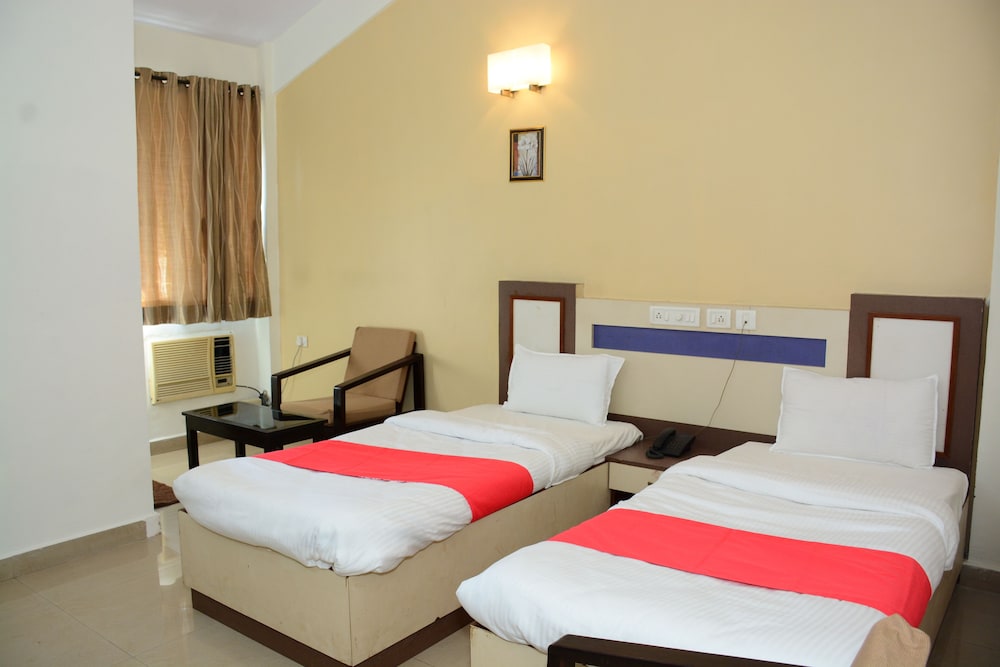 Deluxe Twin Room - Photo 1