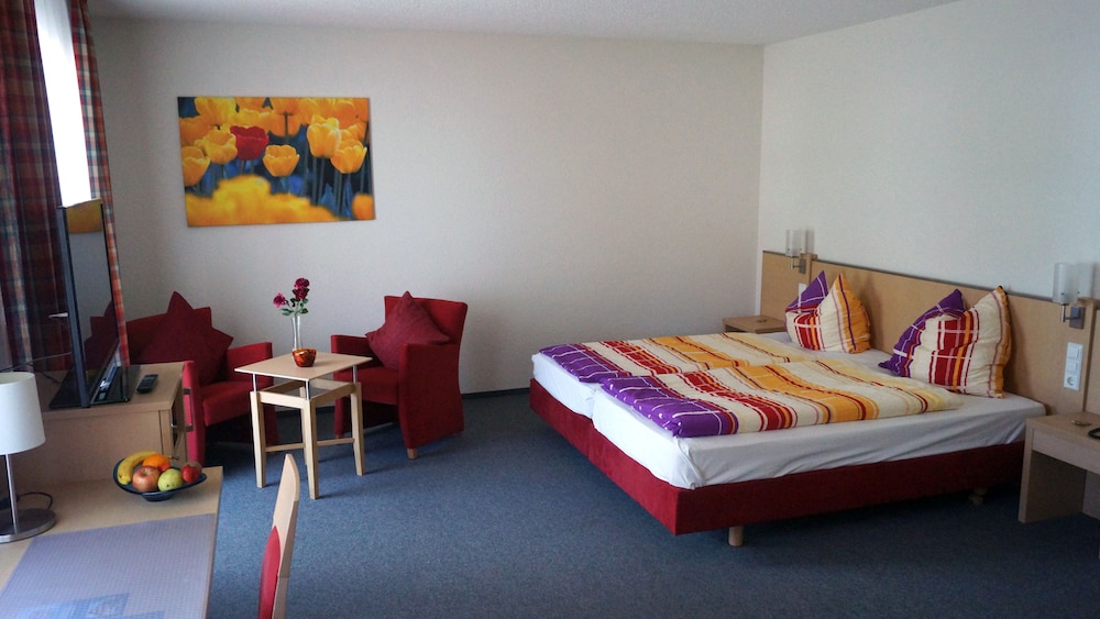 Deluxe Double Room, Accessible, Private Bathroom (mit Balkon) photo 2