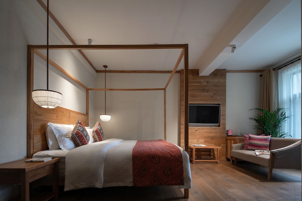 Queen Room With Pool view photo 1