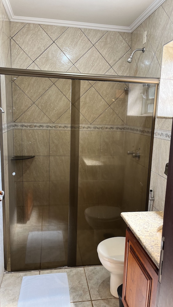 Deluxe Triple Room - Photo 8