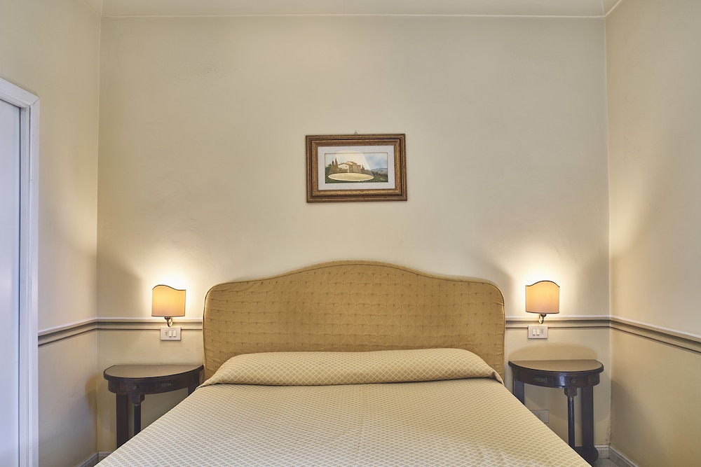 Economy Double Room - Photo 3