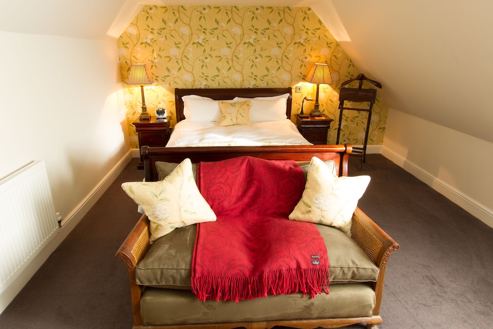 Superior Suite, 1 Double Bed, Ensuite, City View photo 3