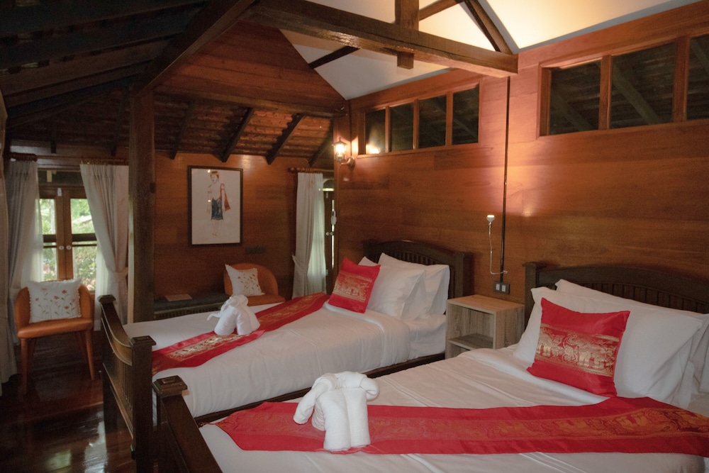 Deluxe Villa (Baan Lhong Khao 2) photo 3