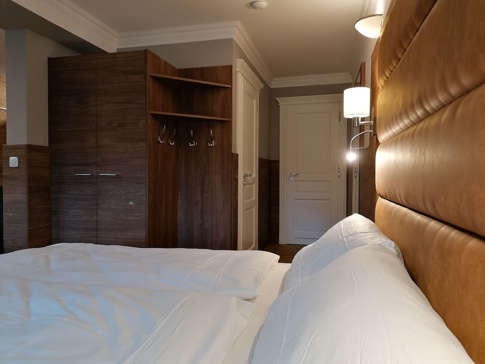 Deluxe Studio Suite (Top 32) photo 3