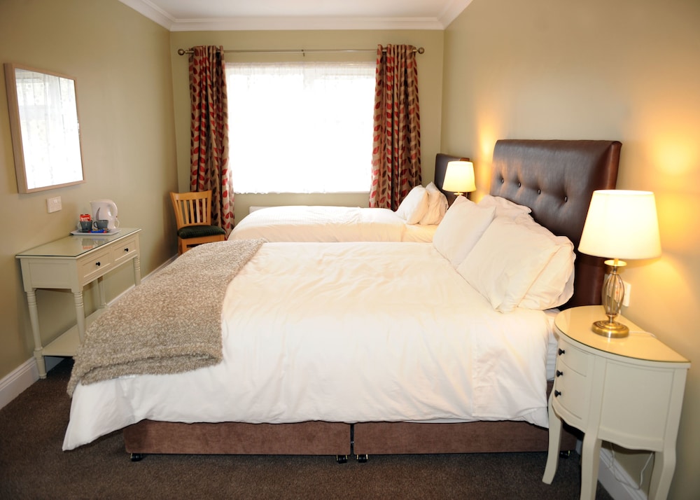 Twin Room, Ensuite